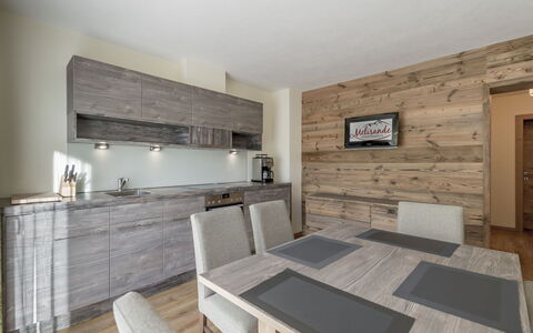 Sölden 751: Eigentum, Zimmer, Möbel, Gebäude, Interior Design, Fussboden, Countertop, Haus, Wand, Zuhause