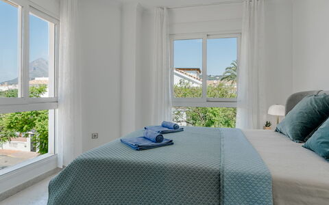 Venecia: Möbel, Interior Design, Zimmer, Holz, Flooring, Fussboden, Schlafzimmer, Zuhause, Linens, Textil