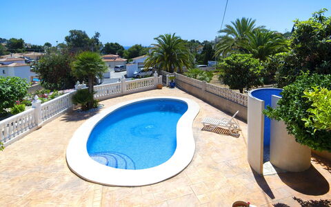 La Marina: Schwimmbad, Eigentum, Grundeigentum, Haus, Urlaub, Gebäude, Estate, Zuhause, Freizeit, Villa