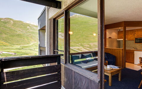 Tignes 336: Zimmer, Eigentum, Haus, Möbel, Gebäude, Interior Design, Die Architektur, Wand, Zuhause, Tür