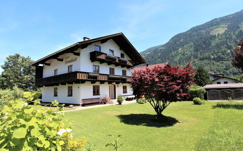 Sonnblick: Haus, Eigentum, Zuhause, Natürliche Landschaft, Bauernhaus, Baum, Grundeigentum, Hütte, Bergdorf, Gebäude