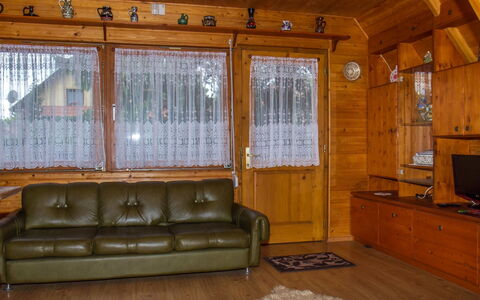 Blue: Braun, Möbel, Cabinetry, Gebäude, Holz, Couch, Flooring, Interior Design, Wohnzimmer, Fussboden