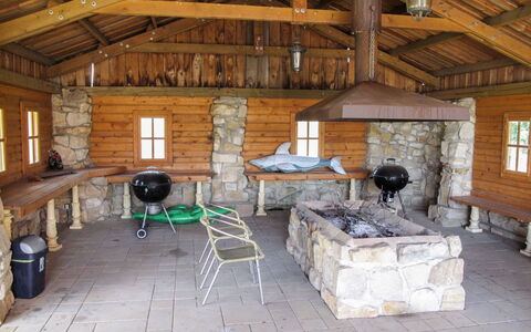 Statek Martínkovice: Zimmer, Gebäude, Strahl, Eigentum, Blockhaus, Steinofen, Hütte, Haus, Holz, Feuerstelle