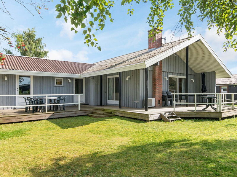 Pøt Strandby