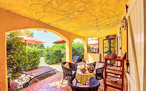 Villa Vivaris (Ven111): Schwimmbad, Resort, Zuhause, Eco Hotel, Estate, Terrasse, Villa, Hof, Design, Gartenmöbel