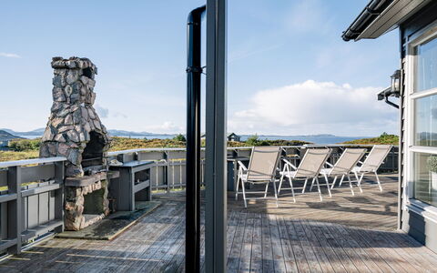 Sjøbuvågen: Verbundwerkstoff, Metall, Schatten, Deck, Glas, Stuhl, Aluminium, Daylighting, Hartholz, Balkon