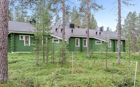 Ylläsmukka a 3: Balkon, Wohnung, Schatten, Glas, Eigentumswohnung, Geländer, Veranda, Daylighting, Deck, Gartenmöbel