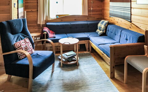 Ylläsmukka a 3: Möbel, Holz, Flooring, Interior Design, Fussboden, Holzbeize, Wohnzimmer, Holzboden, Zimmer, Hartholz