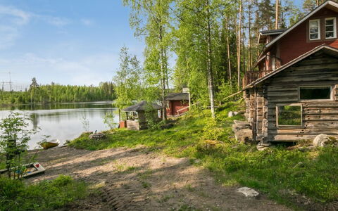 Sirpukka: Küchengerät, Küche, Cabinetry, Countertop, Major Appliance, Haushaltsgerät, Interior Design, Schublade, Flooring, Schrank