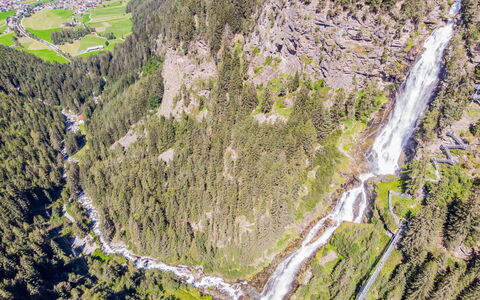 Anette Living: Wasservorräte, Pflanze, Wasser, Natürliche Landschaft, Wasserlauf, Steigung, Hochland, Biome, Berg