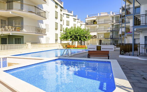 Costa Playa: Eigentum, Gebäude, Schwimmbad, Eigentumswohnung, Wohnung, Grundeigentum, Haus, Wohngebiet, \Stadt, Zuhause