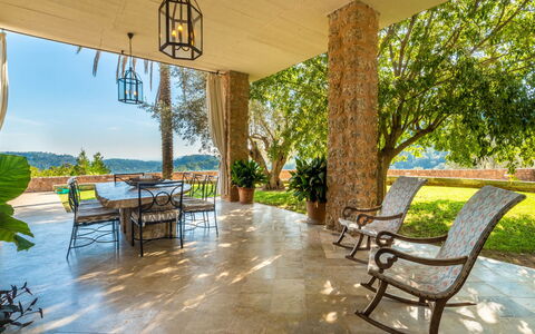 Santa Llucia: Eigentum, Grundeigentum, Zimmer, Gebäude, Interior Design, Möbel, Zuhause, Veranda, Estate, Terrasse