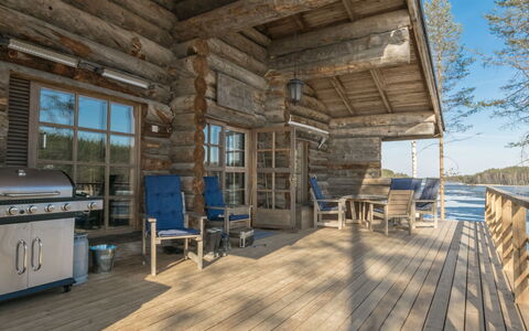 Villa Moose: Holz, Hartholz, Hütte, Planke, Blockhaus, Deck, Holz, Holzboden, Holzbeize, Veranda