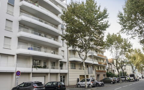 Le Palma: Wohngebiet, Nachbarschaft, Gebäude, Eigentum, Die Architektur, Wohnung, Mischnutzung, Haus, Fahrzeug, Auto