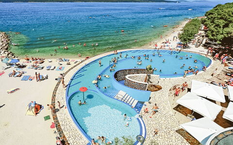 Nikica: Schwimmbad, Resort, Urlaub, Azurblau, Ferienort, Tourismus, Strandresort, Strand, Freizeit, Bucht