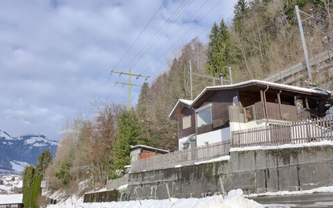 Chalet Guldeli: Wolke, Himmel, Schnee, Gebäude, Fenster, Steigung, Berg, Haus, Pflanze, Baum