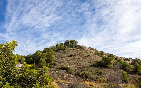 Villa Preciosa: Wolke, Himmel, Pflanze, Pflanzengemeinschaft, Ökoregion, Natürliche Landschaft, Natürlichen Umgebung, Hochland, Berg, Steigung