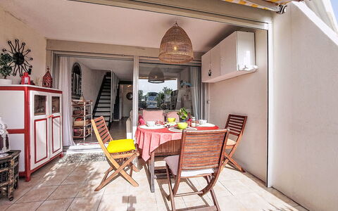 Port Camargue 500: Resort, Schwimmbad, Hotel, Ferienort, Strandresort, Hazienda, Thermae, Tropen, Villa