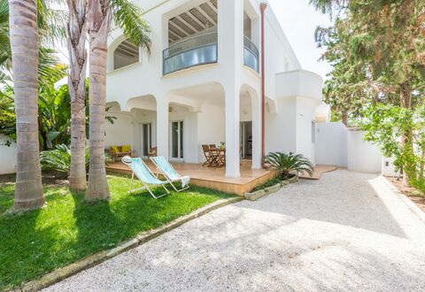 Villetta Ferreri: Eigentum, Zuhause, Gebäude, Haus, Grundeigentum, Wohngebiet, Estate, Die Architektur, Wohnung, Fassade