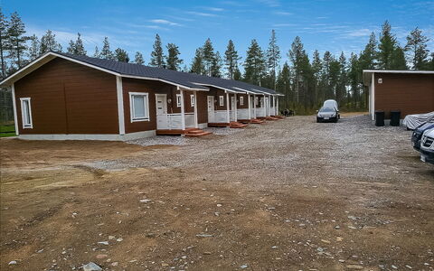 Levin Revontulitaivas a: Holz, Hütte, Blockhaus, Wald, Schuppen, Gartenbauten, Lärche, Wald, Holzbeize