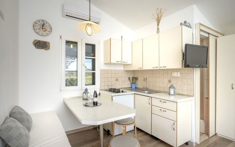 Marijo: Eigentum, Zimmer, Möbel, Interior Design, Haus, Gebäude, Grundeigentum, Die Architektur, Fussboden, Küche