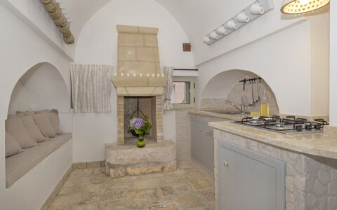 Masseria Pagliamonte: Eigentum, Zimmer, Interior Design, Gebäude, Fliese, Bogen, Die Architektur, Estate, Grundeigentum, Fussboden