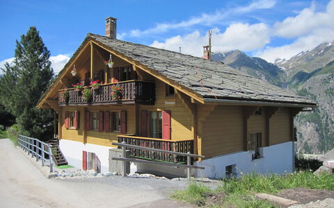 Heimine: Haus, Eigentum, Gebäude, Gebirge, Alpen, Hütte, Dach, Berg, Zuhause, Ländliches Gebiet