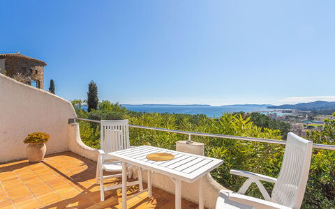 Les Bougainvillées: Balkon, Stuhl, Eco Hotel, Villa