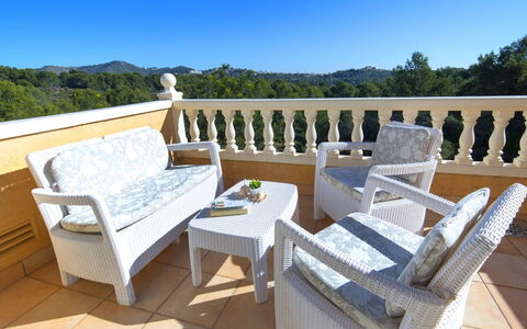 Del Pozo: Eigentum, Möbel, Zimmer, Grundeigentum, Haus, Villa, Terrasse, Gebäude, Estate, Tabelle