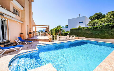 Nadine: Blau, Schwimmbad, Wohngebiet, Resort, Freizeit, Estate, Balkon, Eco Hotel, Villa, Urlaub