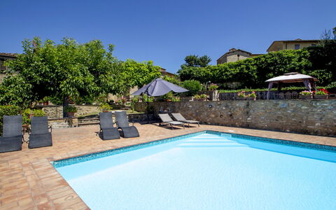 Vedi Torre: Schwimmbad, Eigentum, Grundeigentum, Haus, Urlaub, Resort, Gebäude, Estate, Freizeit, Zuhause