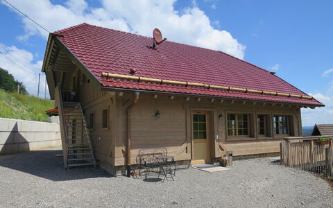 Schmalzenhof: Eigentum, Haus, Dach, Gebäude, Hütte, Zuhause, Grundeigentum, Ländliches Gebiet, Die Architektur, Holz