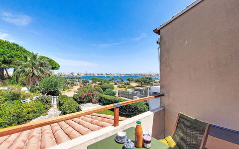 L'île des Marinas: Wohnung, Die Architektur, Wohngebiet, Eigentumswohnung, Verbundwerkstoff, Urban Design, Balkon, Mischnutzung, Schatten