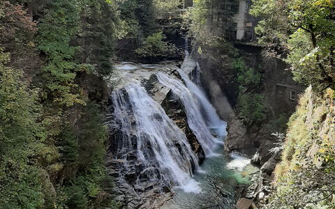 Auszeit: Wasservorräte, Wasser, Gewässer, Natur, Wasserfall, Wasserlauf, Strom, Vegetation, \Fels