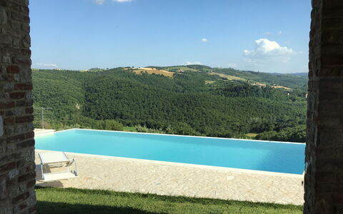 Casale De Conti: Eigentum, Himmel, Haus, Azurblau, Schwimmbad, Urlaub, Gras, Sommer, Gebäude, Estate