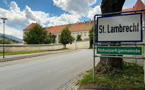 Sankt Lambrecht 10: Schnee, Himmel, Berg, Wolke, Steigung, Erholung Im Freien, Freizeit, Erholung, Einfrieren, Öffentlicher Raum