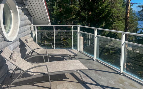 Huvila Lomaonni: Möbel, Stuhl, Gartenmöbel, Tabelle, Holz, Tisch Im Freien, Küche & Esszimmer Tisch, Schatten, Garten, Regenschirm