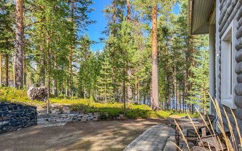 Huvila Lomaonni: Möbel, Stuhl, Gartenmöbel, Tabelle, Holz, Tisch Im Freien, Küche & Esszimmer Tisch, Schatten, Garten, Regenschirm