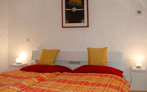 Ca' Dal Pio: Schlafzimmer, Bett, Zimmer, Möbel, Bettdecke, Eigentum, Bedding, Bettrahmen, Bettwäsche, Interior Design