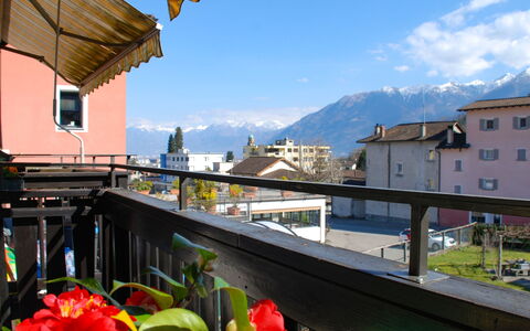 Ca' Dal Pio: Himmel, \Stadt, Transport, Urlaub, Gebäude, Tourismus, Blume, Die Architektur, Balkon, Grundeigentum