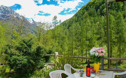 Ai Casell: Natur, Natürliche Landschaft, Bergforms, Berg, Grün, Vegetation, Eigentum, Bergstation, Gebirge, Wildnis