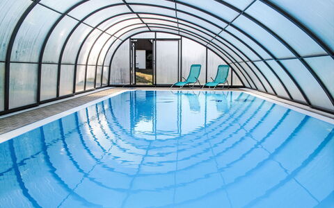 Holiday Hill 28: Blau, Schwimmbad, Verbundwerkstoff, Freizeit, Resort, Schatten, Design, Eco Hotel, Freizeitzentrum, Hotel