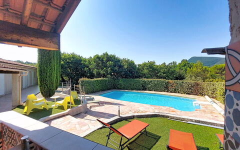 Bois D'Astros: Schwimmbad, Resort, Estate, Hazienda, Freizeit, Garten, Eco Hotel, Schatten, Hinterhof, Bauernhaus