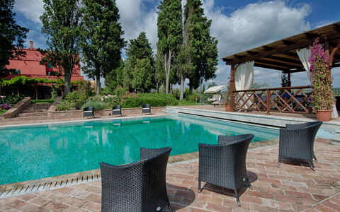 Tenuta Cambiano: Eigentum, Schwimmbad, Grundeigentum, Freizeit, Hinterhof, Haus, Zuhause, Estate, Gebäude, Wasser