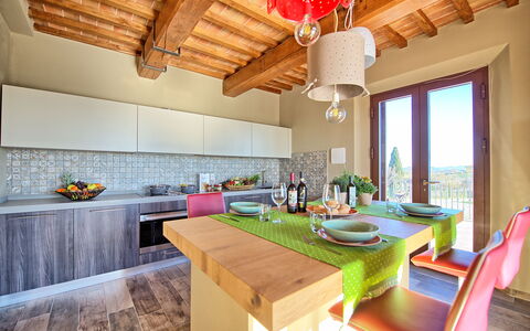 Villa Massimiliano: Eigentum, Zimmer, Möbel, Gebäude, Interior Design, Countertop, Küche, Haus, Decke, Grundeigentum