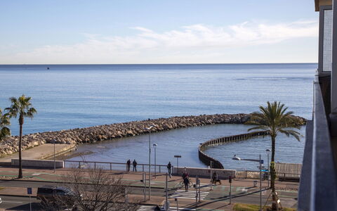 Cagnes-Sur-Mer 137: Gewässer, Küste, Meer, Wasserweg, Küsten Und Ozeanische Forms, Ozean, Ufer, Strand, Bucht