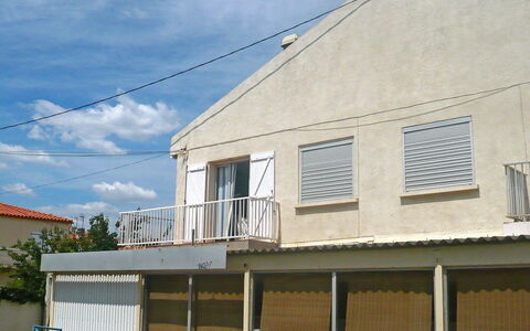 Vicente: Eigentum, Haus, Wohngebiet, Dach, Zuhause, Gebäude, Grundeigentum, Die Architektur, Nachbarschaft, Wand