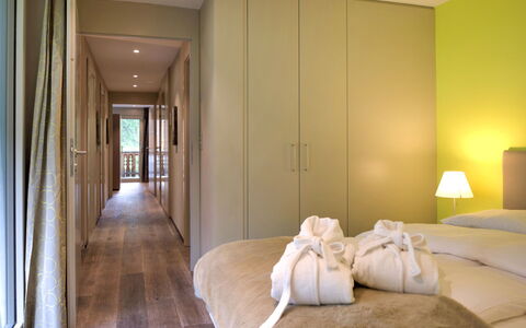 Dione: Gebäude, Komfort, Holz, Flooring, Fussboden, Haus, Hartholz, Grundeigentum, Wohnzimmer, Halle