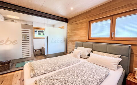 Hofstetten 650: Interior Design, Holz, Flooring, Fussboden, Decke, Zimmer, Holzboden, Holzbeize, Bett, Schlafzimmer