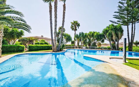 Calpe Calp 463: Blau, Schwimmbad, Resort, Freizeit, Tropen, Schatten, Eco Hotel, Landscaping, Hotel